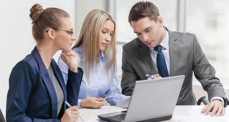 hiring-an-IT-consultant-net9i7csk1o6mjzut3kewpdl03j6pndqyq2c6a35vw